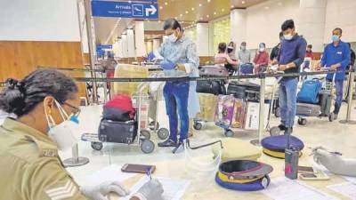 Flights: Home quarantine must for cabin crew after exposure to Covid patient - livemint.com - city New Delhi