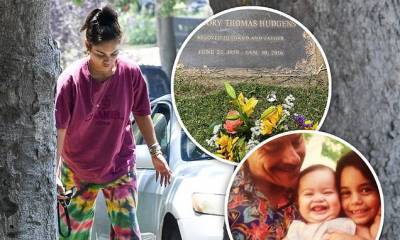 Vanessa Hudgens - Vanessa Hudgens mourns her late father Gregory on his 70th birthday - dailymail.co.uk - county Park - county Hill - city Hollywood, county Hill - county Gregory