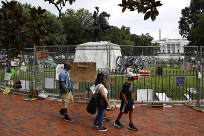 Andrew Jackson - Protesters try to pull down Andrew Jackson statue in DC - clickorlando.com - Washington - city Washington - Jackson