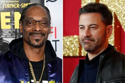 Jimmy Kimmel - Jimmy Kimmel ‘said the N-word while imitating Snoop Dogg in 1996’ as clips resurface of him using blackface in sketches - thesun.co.uk - city Santa