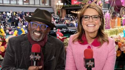 Hoda Kotb - Today - Savannah Guthrie and Al Roker Reunite in Person to Film the 'Today' Show Outdoors - etonline.com - New York - state New York - city Savannah, county Guthrie - county Guthrie - county Hudson - county Person