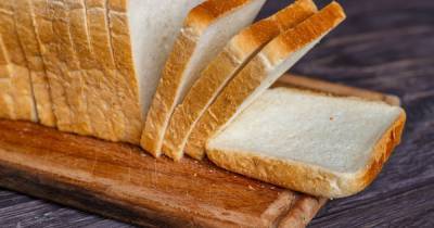 Eating bread doesn't make you fat or inhibit weight loss, says expert - dailystar.co.uk