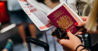 Martin Lewis - Martin Lewis urges holidaymakers with 2020 bookings to check their passports - or risk being grounded - dailyrecord.co.uk