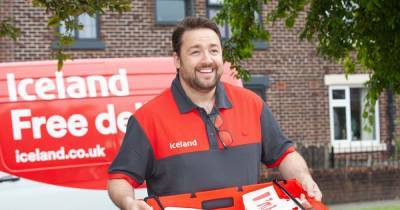 Jason Manford - Jason Manford reveals he came to the rescue of a cyclist while working for Iceland - manchestereveningnews.co.uk - Iceland