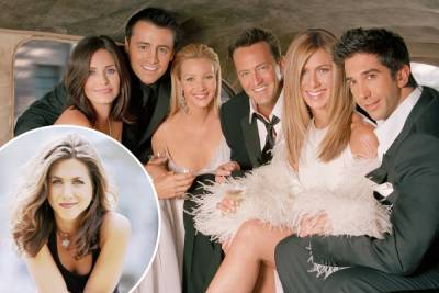 Jennifer Aniston - Reese Witherspoon - Rachel Green - Jennifer Aniston reveals she struggled to escape ‘Rachel from Friends’ and doubted her acting skills - thesun.co.uk