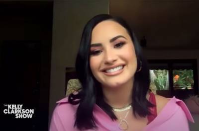 Kelly Clarkson - Demi Lovato Tells Kelly Clarkson She Was Her First Idol Growing Up - billboard.com - Usa