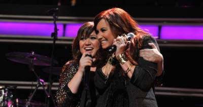 Kelly Clarkson - Kelly Clarkson talks about her depression struggles in chat with Demi Lovato - wonderwall.com