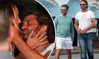 Gavin Newsom - Gerard Butler - Gerard Butler oozes machismo as he and pal meet up with friends for dinner and drinks in Venice - dailymail.co.uk - Italy - state California - Scotland - city Venice - city Malibu
