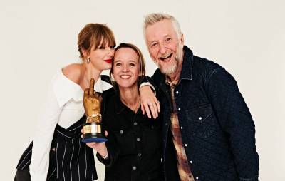 Emily Eavis - Watch Billy Bragg pay tribute to “kindred spirit” Taylor Swift in Glastonbury edition of NME Home Sessions - nme.com - county Taylor - county Swift