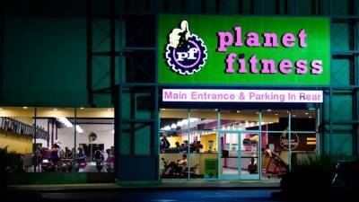 More than 200 Planet Fitness gym-goers asked to quarantine after 1 tests positive for COVID-19 - fox29.com - state West Virginia