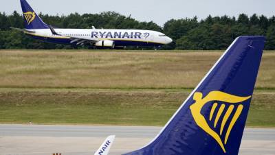 Tony Holohan - Ryanair to resume flights across Europe from today - rte.ie - Ireland