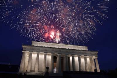 Donald Trump - David Bernhardt - Trump's DC July 4th: fireworks and face masks - clickorlando.com - Washington - city Washington