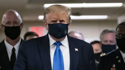 Donald Trump - President Trump wears mask in public for first time during pandemic - fox29.com - Usa - Washington - city Washington - state Maryland