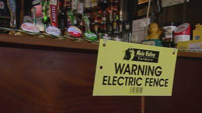 UK publican using electric fence to enforce distancing - rte.ie - Britain