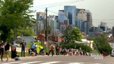 Alberta Health Services - Long waits at Calgary’s drop-in COVID-19 testing site - globalnews.ca