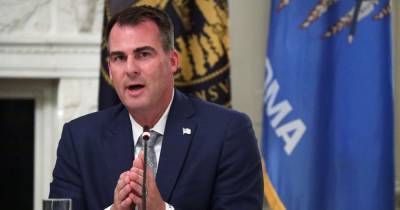 Kevin Stitt - Governor who refused to wear mask and attended Trump rally gets coronavirus - mirror.co.uk - Usa - state Texas - state Oklahoma