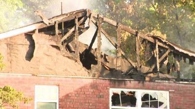 2-alarm blaze rages through Horsham apartment building - fox29.com