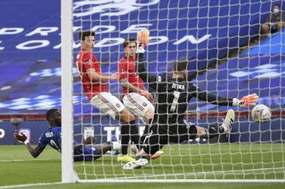 David De-Gea - Olivier Giroud - Brandon Williams - De Gea mistakes see Chelsea beat Man U to reach FA Cup final - clickorlando.com - city Manchester