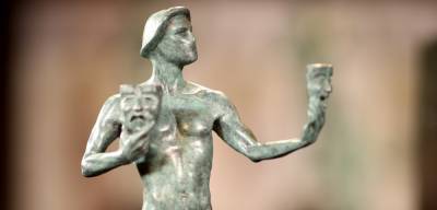 SAG Awards 2021 Is Latest Awards Show to Postpone Due To COVID-19 - justjared.com - city Hollywood