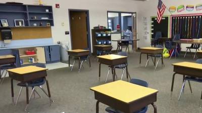 Teacher, parent sue Orange County School District to halt reopening of classrooms - clickorlando.com - county Orange