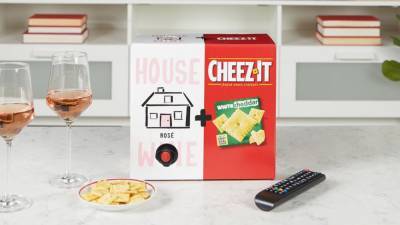 Cheez-It brings back summer box set pairing white cheddar with House Wine rosé - fox29.com