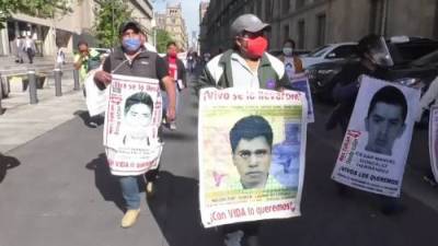Families of Mexico’s 43 missing students express faith in investigations - globalnews.ca - Mexico