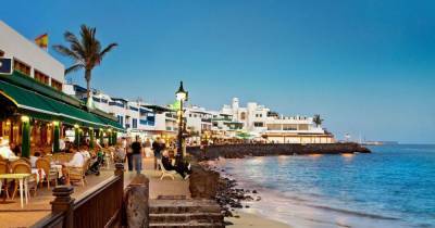 British tourist tests positive for coronavirus at Lanzarote hotel as husband 'falls ill' - dailyrecord.co.uk - Spain - Britain
