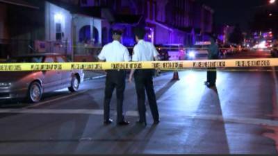 2 wounded, including pregnant woman, in Fairhill shooting - fox29.com