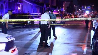 Pregnant woman among 2 wounded after shots fired into car in Fairhill - fox29.com