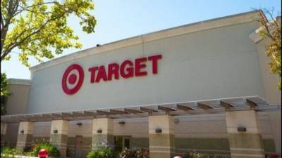 Target to close stores on Thanksgiving Day, they say 'this isn't the year for crowds' - fox29.com