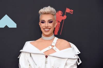 Dixie Damelio - James Charles And Tana Mongeau Apologize For Attending TikTok Party Mid-Pandemic - etcanada.com - Los Angeles