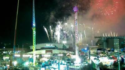 Deb Matejicka - Calgary Stampede surprises with fireworks display - globalnews.ca