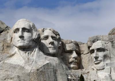 Donald Trump - Theodore Roosevelt - Abraham Lincoln - Trump's Rushmore trip draws real and figurative fireworks - clickorlando.com - county George - county Falls - state South Dakota - county Roosevelt - county Jefferson - county Thomas - county Sioux - Lincoln