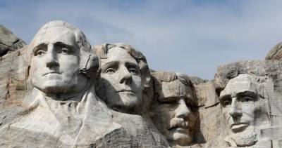 Donald Trump - Theodore Roosevelt - Abraham Lincoln - Trump’s fireworks event at Mount Rushmore to be met with coronavirus worries, protests - globalnews.ca - county George - county Roosevelt - county Jefferson - county Thomas - Lincoln