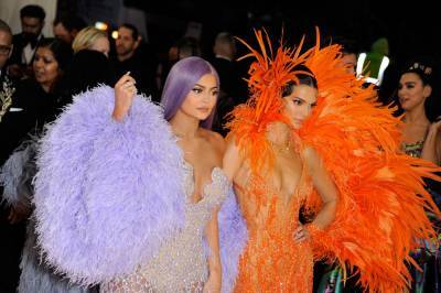 Kylie Jenner - Kendall Jennerа - Kendall And Kylie Jenner Issue Statement Denying Reports They Failed To Pay Factory Workers Amid Coronavirus Pandemic - etcanada.com - Canada - Bangladesh