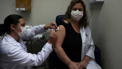US makes its biggest order yet for coronavirus vaccines - livemint.com - Usa