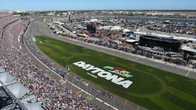 IMSA WeatherTech race: Fans back in stands at Daytona International Speedway for July 4 race - fox29.com