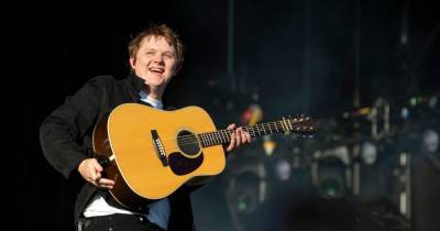 Lewis Capaldi - Lewis Capaldi opens up about his mental health struggles and coping with rise to fame - dailyrecord.co.uk - Britain