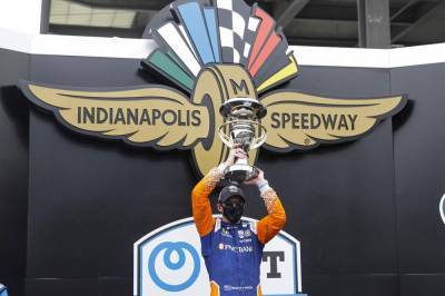 Scott Dixon - Dixon breaks through at Indianapolis with victory in GP - clickorlando.com - city Indianapolis
