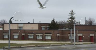 Ontario boards eye partial back to school plan that worries working parents - globalnews.ca