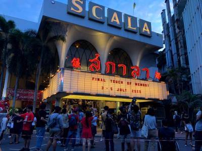 Thais bid addio to theater where they fell in love with film - clickorlando.com - Thailand - Italy - city Bangkok - city Hollywood
