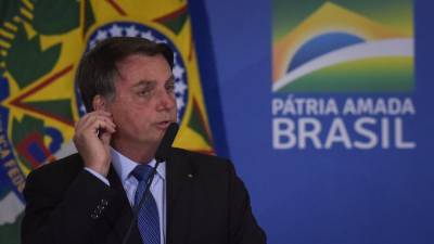 Jair Bolsonaro - Brazil's Bolsonaro takes virus test after showing symptoms - rte.ie - Brazil
