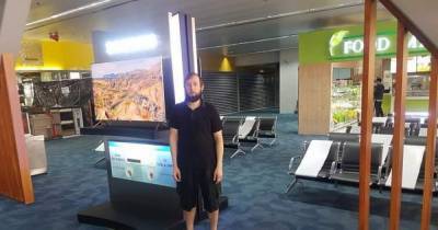 Tom Hanks - Tourist stuck living in airport departures for 110 days due to coronavirus lockdown - mirror.co.uk - Philippines - city Bangkok - city Manila - Estonia