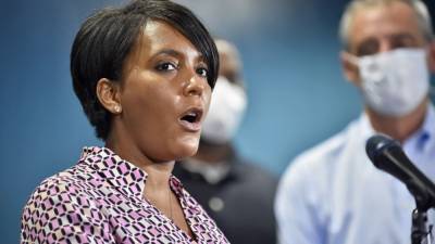 Keisha Lance Bottoms - Atlanta mayor says she's tested positive for COVID-19, shows no symptoms - fox29.com - city Atlanta