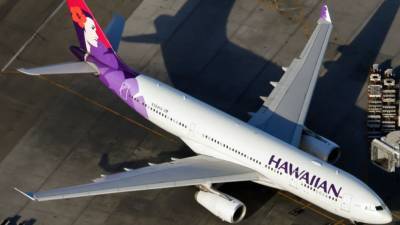 14 Hawaiian Airlines flight attendants test positive for COVID-19 - fox29.com - city Honolulu