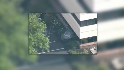 Driver escapes injuries after car crashes into office, officials say - fox29.com - county King