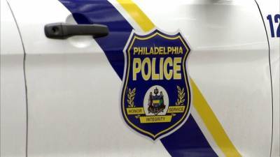 2 Philadelphia officers suffer minor injuries in crash while responding to call - fox29.com