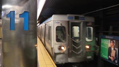 Man dies while trying to pass between two SEPTA cars, police say - fox29.com