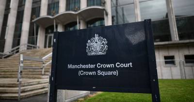 Manchester Crown Court closes again after three people test positive for Covid-19 - manchestereveningnews.co.uk - city Manchester