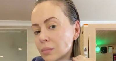 Alyssa Milano - Alyssa Milano demonstrates major hair loss in honest video after coronavirus battle - mirror.co.uk
